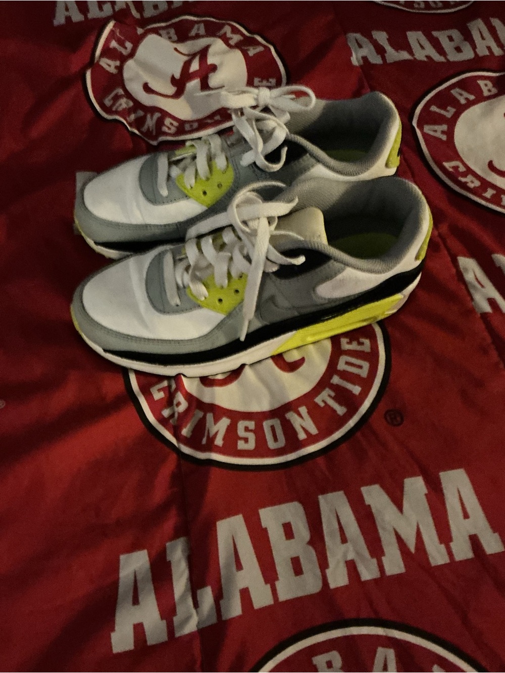 Nike Men’s White, Gray & Neon Yellow Low-Top Sneakers